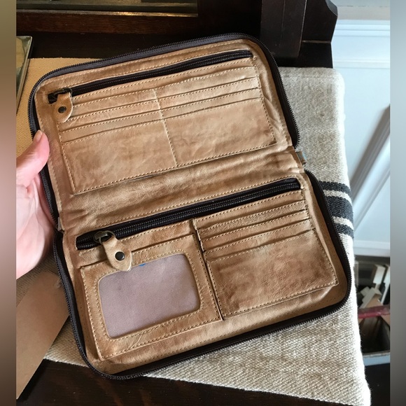 NWT Bed Stu TEMPLETON II Crossbody Wallet Wristlet Baby Blue Oats Rustic $185 - Picture 12 of 16